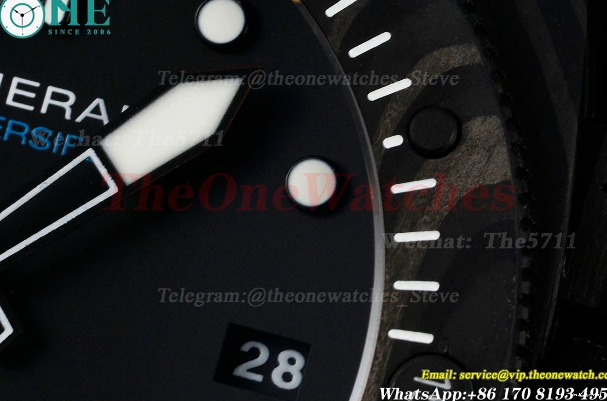 Black Submersible Carbon RU Dial P900 VSF 42MM PAM2231 0209